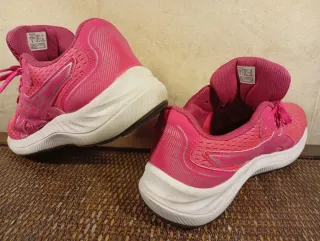 Lote Zapatillas Mujer Marrón y Rosa