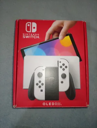Nintendo Switch OLED Bianca e Nera