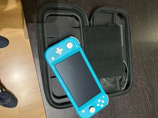 Nintendo Switch Lite Azul + Accesorios