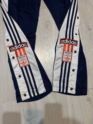 Pantalones Adidas con botones Breakaway y2k