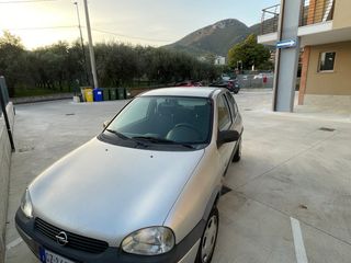Opel ADAM 2000