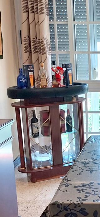 Mueble Bar Madera y Cristal