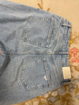 Pantalones vaqueros Bershka desgastados