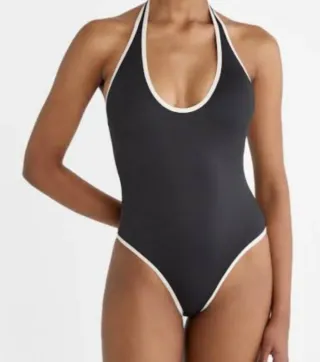 Bañador Stradivarius talla S