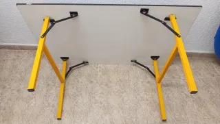 Mesa de ping pong azul. Marca Enebe oficial