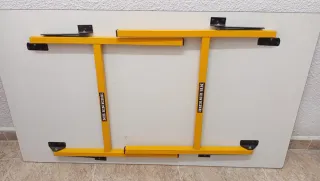 Mesa de ping pong azul. Marca Enebe oficial