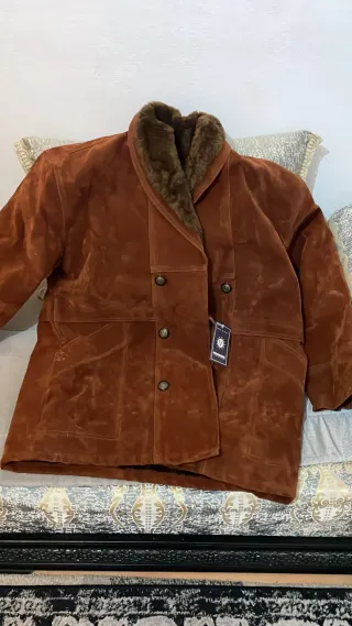 Abrigo de ante marrón para mujer nuevo