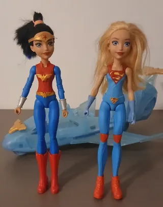 Wonder Woman e aereo invisibile