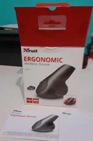 Mouse Wireless Ergonomico Nero/Verde