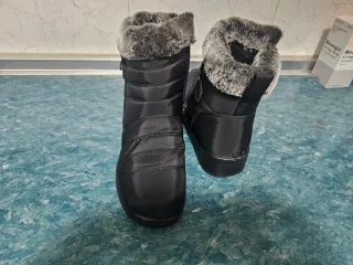 Botines negros impermeables con forro