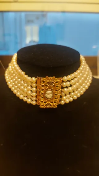 Collar de perlas con 6 v, de 30cm,niña fallera