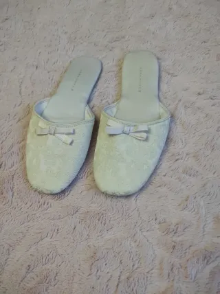 Zapatillas Zara Home Novia Blancas