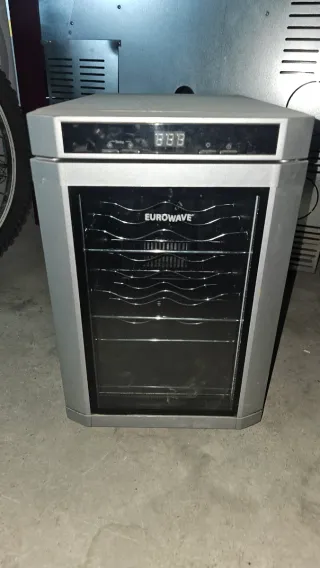 Vinoteca Eurowave 6 botellas