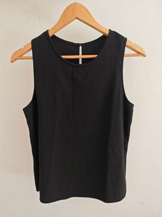 Camisa negra tirantes talla M/L mujer ancha bajo