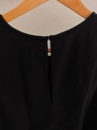 Camisa negra tirantes talla M/L mujer ancha bajo