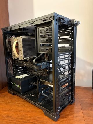PC Gaming i5 8600k GTX 1070 16GB RAM 480GB SSD