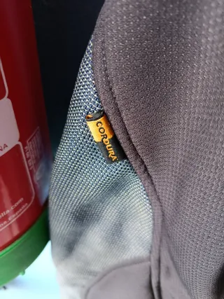 Chaqueta Energia Pura Negra y Roja