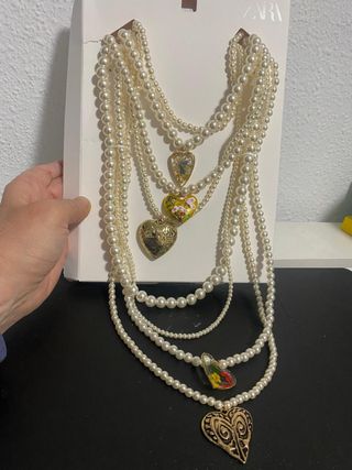 Collar doble perlas y corazones Zara