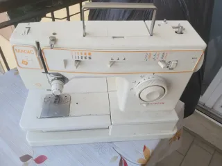 Macchina da cucire Singer Magic 8214