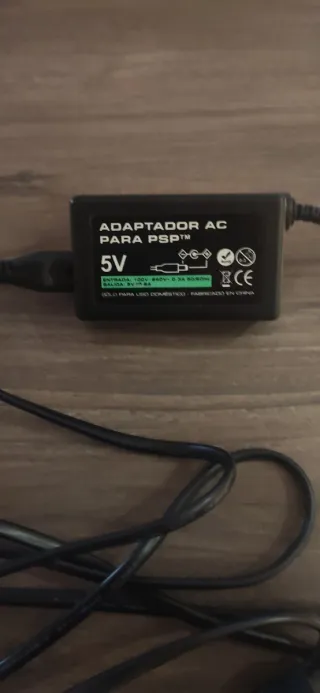 PSP Fat 1004 Negra + 26 Juegos