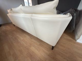 Divano Bretagne di Poltrona Frau in pelle