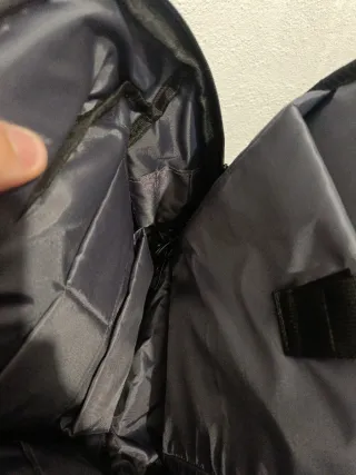 Mochila Antirrobo Negra y Gris