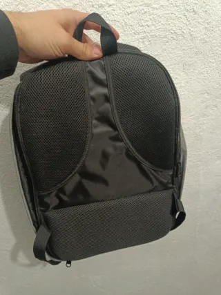 Mochila Antirrobo Negra y Gris
