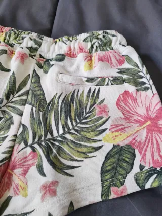 Calções Zara Estampado Floral 7 anos