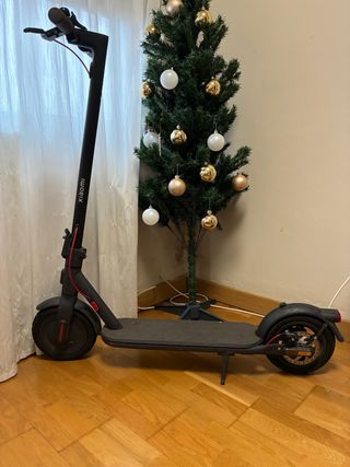 Patinete Eléctrico Xiaomi Scooter4 homologado.