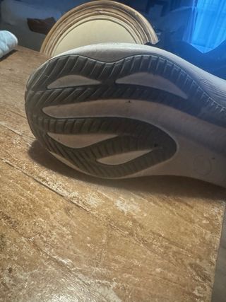 Zapatillas Asics Nimbus 27 Reestreno