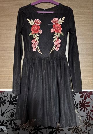 Vestido nuevo de tul negro