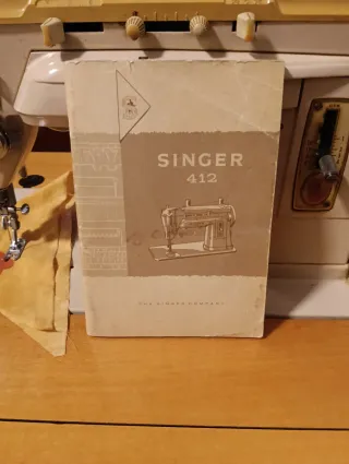 Macchina da cucire Singer vintage