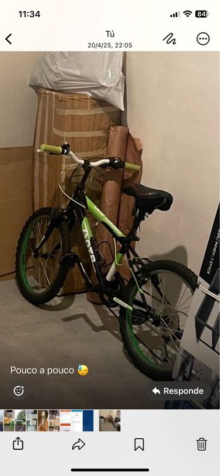 Bicicleta infantil verde y negra