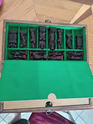 Scacchiera in legno anni '80