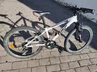 Bicicleta BMC 24