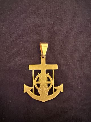 Medalla Virgen Ancla Chapado Oro y cordón 60cm