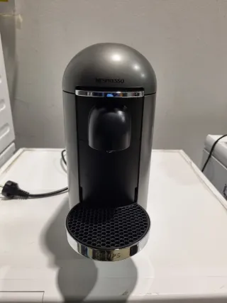 Cafetera Nespresso Vertuo Plus Krups