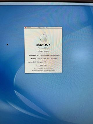 Mac Pro 1.1 con pantalla y cajas originales