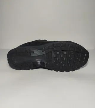 Nike P-6000 Talla 43 Negro