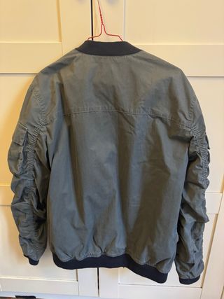 Chaqueta Bomber Verde Oliva Talla M