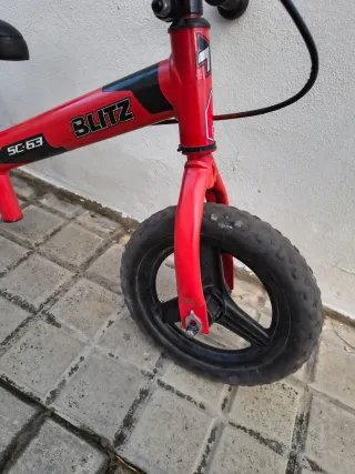 Bicicleta sin pedales Btwin Decathlon Roja