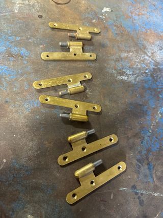 Puerta de madera maciza