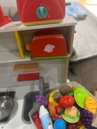 Cocina de juguete con accesorios