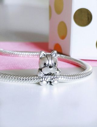 CHARM PERRO BULLDOG COLG PARA PULSERA PANDORA CAJA