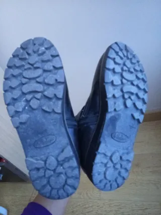 BOTAS DE PIEL talla 35