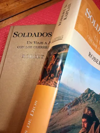 R. Kaplan: "Soldados de Dios"; Ediciones B.
