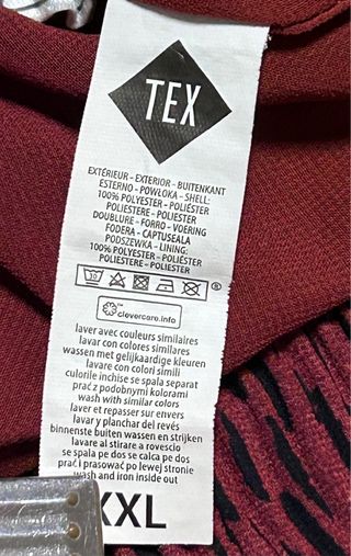 Blusa Plisada Burdeos Animal Print Talla XXL