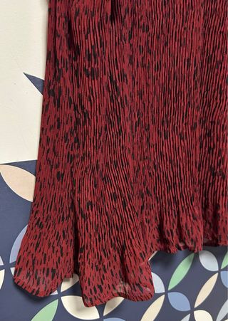 Blusa Plisada Burdeos Animal Print Talla XXL