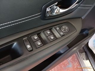 RENAULT SCENIC LIMITED DCI 110 CV EDC