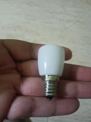 Lampadina E12 per macchina da cucire